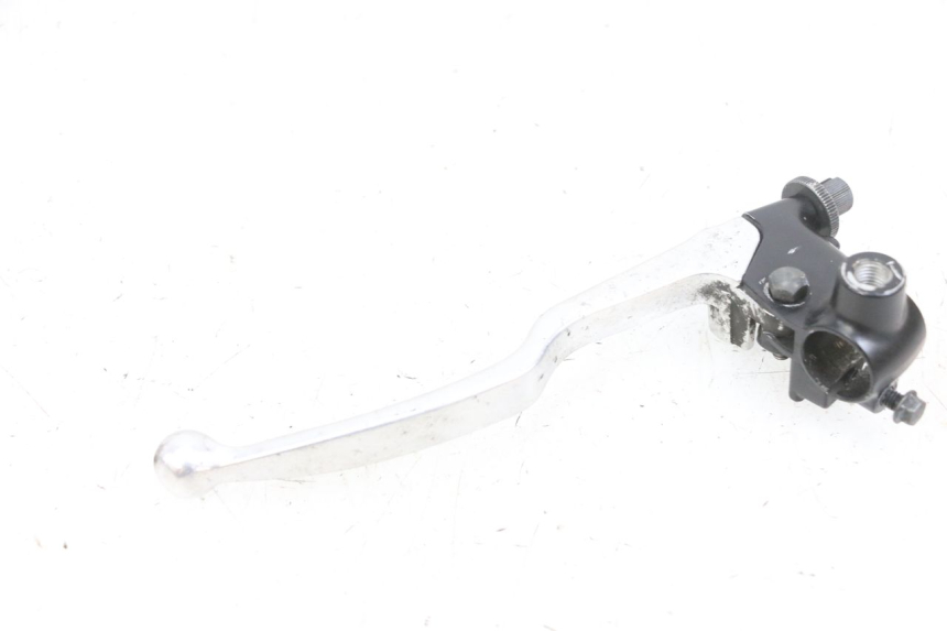 photo de SOPORTE MANETA EMBRAGUE YAMAHA TDM ABS 900 (2002 - 2014) - Detalles de los puntos de fijación