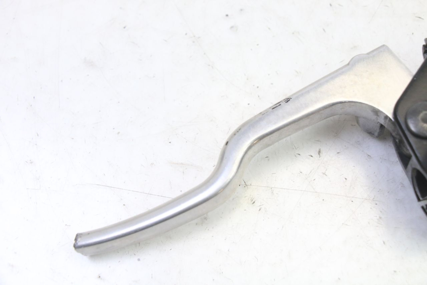 photo de SOPORTE MANETA EMBRAGUE YAMAHA XJ6 ABS 600 (2008 - 2016)