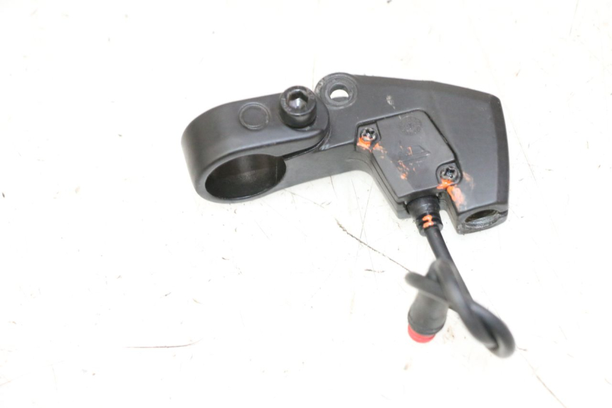photo de SOPORTE MANETA FRENO DERECHA URBANGLIDE E-CROSS PRO 1