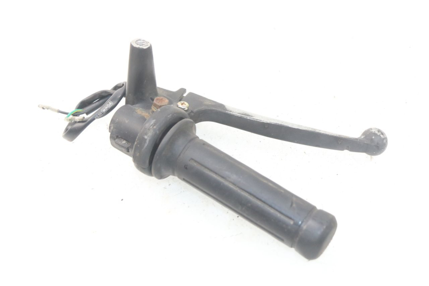 photo de SOPORTE MANETA FRENO DERECHA HONDA SCV LEAD 100 (2003 - 2007)