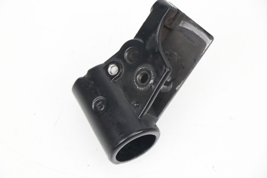 photo de SOPORTE MANETA FRENO DERECHA PIAGGIO ZIP 2T 50 (2009 - 2019)