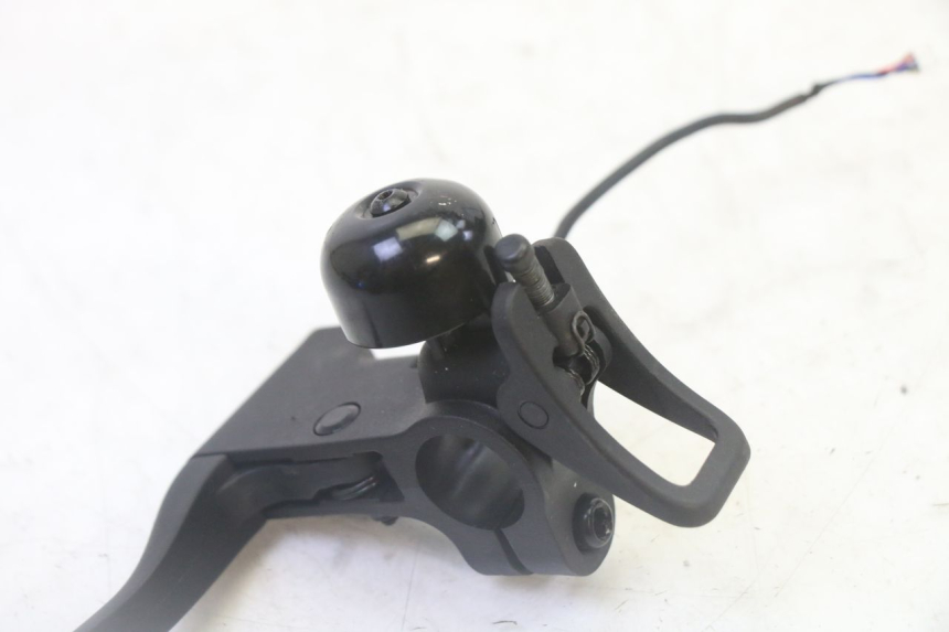 photo de PALANCA DE FRENO IZQUIERDA SEGWAY NINEBOT F65I 1