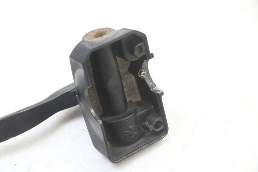 photo de SOPORTE MANETA FRENO IZQUIERDA PEUGEOT KISBEE 2T 50 (2018 - 2022)
