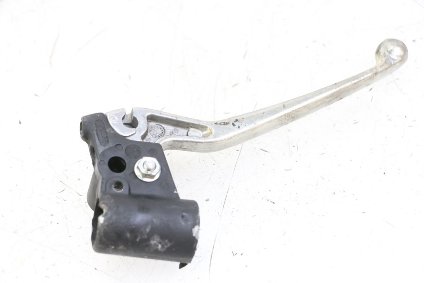 photo de SOPORTE MANETA FRENO IZQUIERDA PIAGGIO VESPA LX 150 (2005 - 2013)