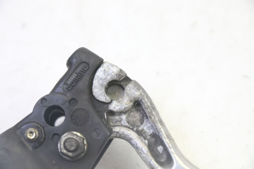 photo de SOPORTE MANETA FRENO IZQUIERDA PIAGGIO VESPA S 2T 50 (2007 - 2014)