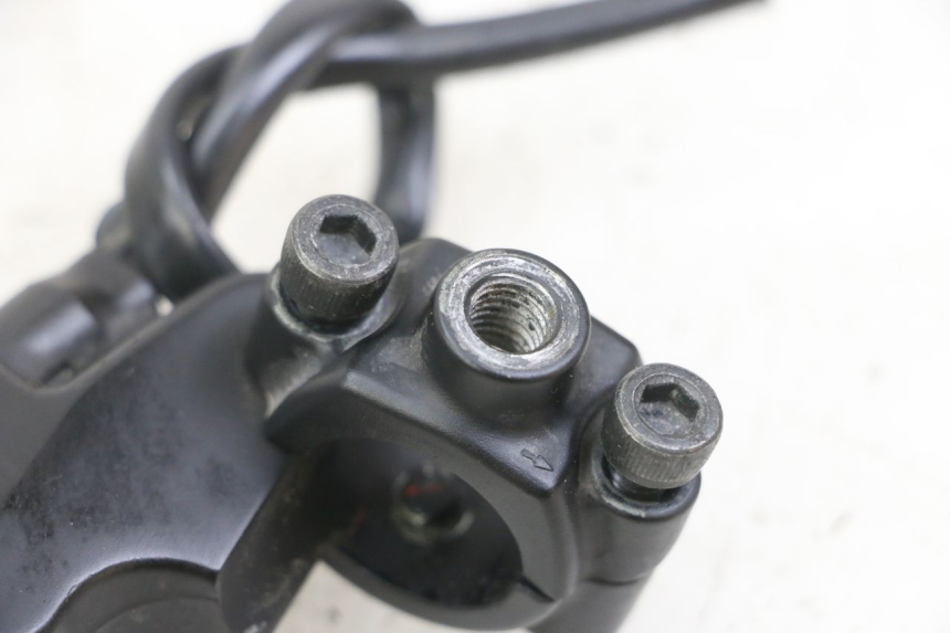 photo de SOPORTE MANETA FRENO IZQUIERDA YAMAHA NEO'S NEOS 2T EASY 50 (2013 - 2016)
