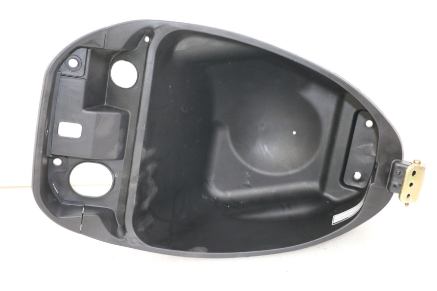 photo de ASIENTO COFRE DAELIM A-FOUR 2T 50 (2005 - 2012)