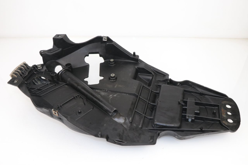 photo de ASIENTO COFRE APRILIA SCARABEO GT 125 (1999 - 2007)