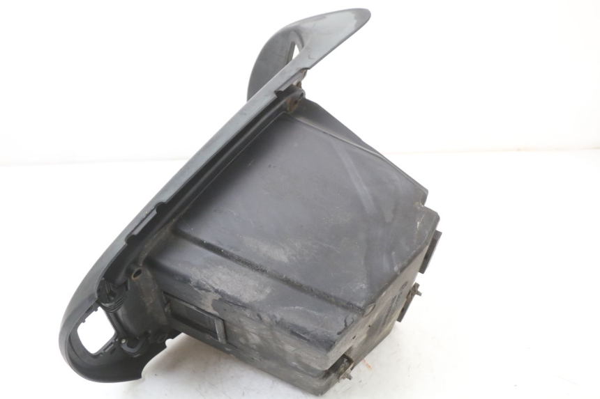 photo de ASIENTO DE ALMACENAMIENTO BMW C1 125 (2000 - 2003)