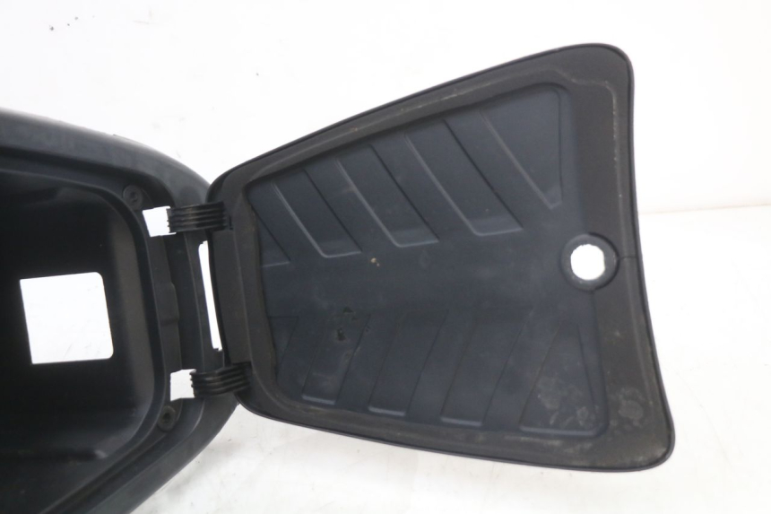 photo de ASIENTO DE ALMACENAMIENTO BMW C1 125 (2000 - 2003)