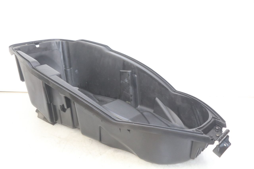 photo de ASIENTO DE ALMACENAMIENTO PEUGEOT CITYSTAR AIR 125 (2014 - 2017)
