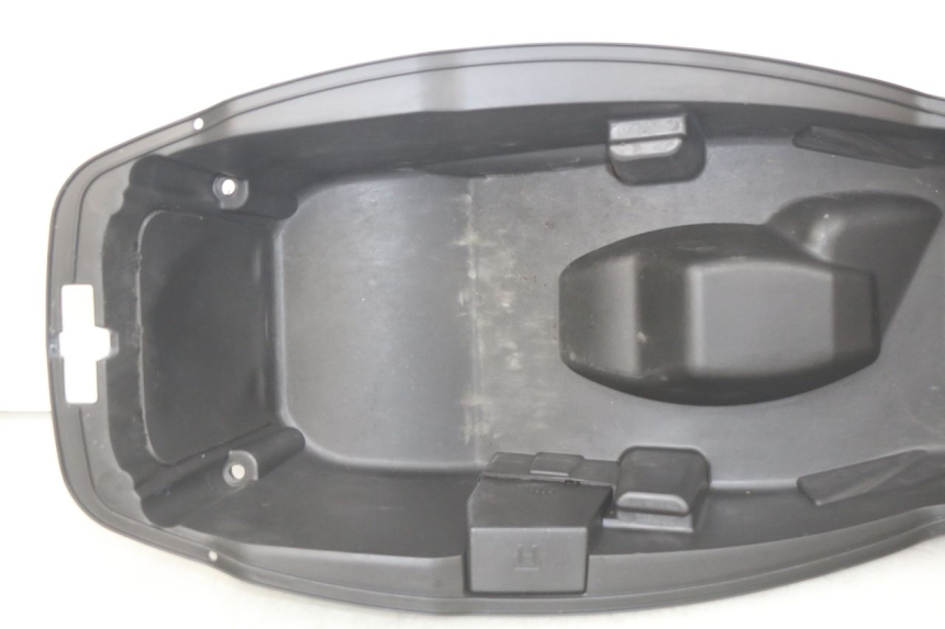 photo de ASIENTO DE ALMACENAMIENTO PEUGEOT CITYSTAR 125 (2011 - 2017)
