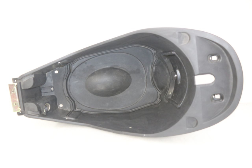 photo de ASIENTO DE ALMACENAMIENTO PEUGEOT E-VIVACITY 1 (2012 - 2018)