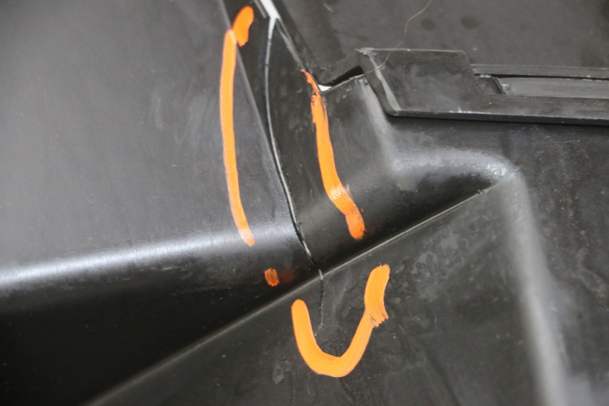 photo de ASIENTO COFRE PEUGEOT ELYSTAR 125 (2002 - 2007)