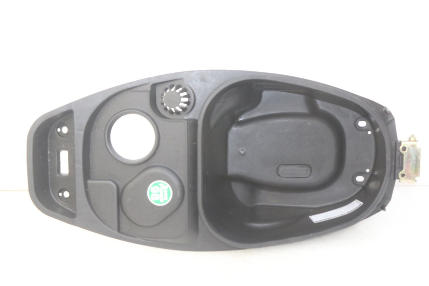 photo de CAJA DEL ASIENTO JM MOTORS EVOLIS 4T 50 (2018 - 2022)