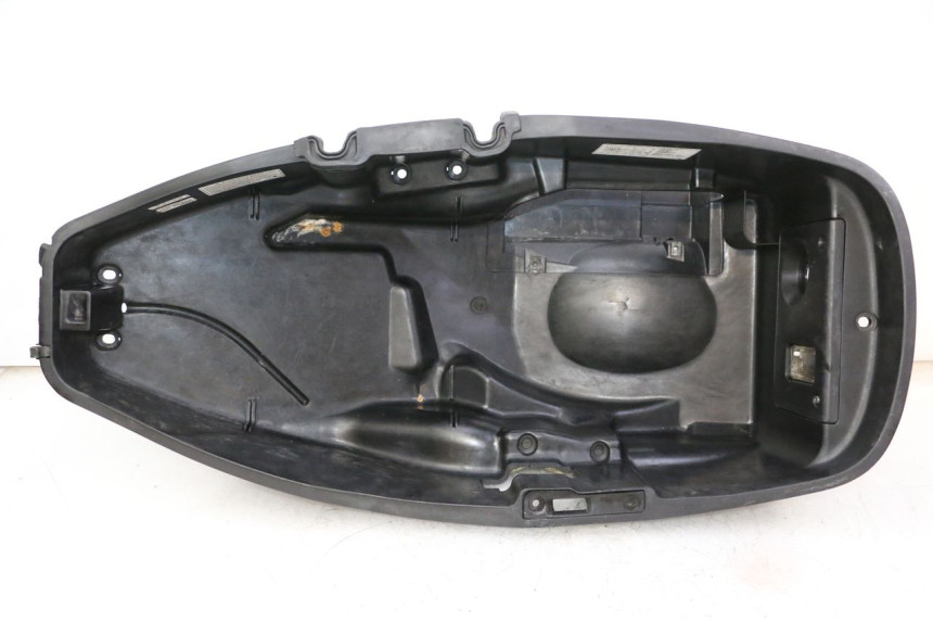 photo de ASIENTO DE ALMACENAMIENTO HONDA FES S-WING SWING ABS 125 (2007 - 2015)