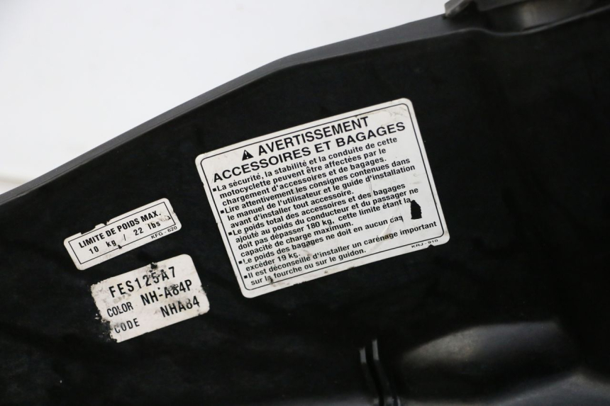 photo de ASIENTO DE ALMACENAMIENTO HONDA FES S-WING SWING ABS 125 (2007 - 2015)