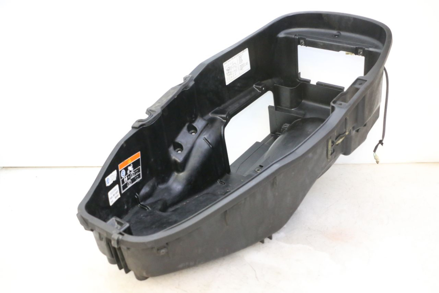 photo de ASIENTO DE ALMACENAMIENTO HONDA FES S-WING SWING ABS 125 (2007 - 2015)