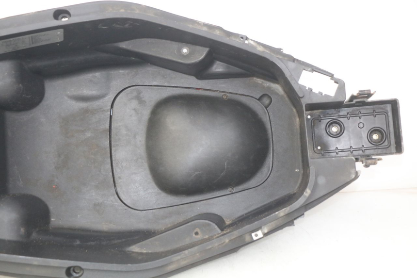photo de ASIENTO DE ALMACENAMIENTO GILERA NEXUS 125 (2007 - 2009)