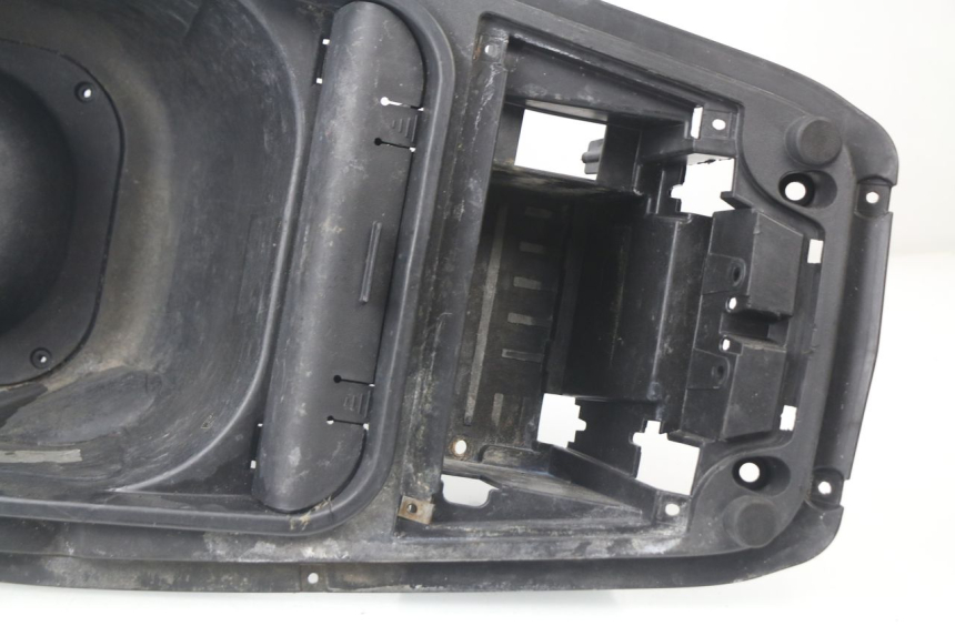 photo de ASIENTO DE ALMACENAMIENTO GILERA RUNNER SP 50 (2009 - 2017)