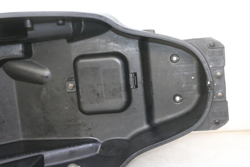 photo de ASIENTO COFRE KYMCO GRAND DINK 125 (2002 - 2007)