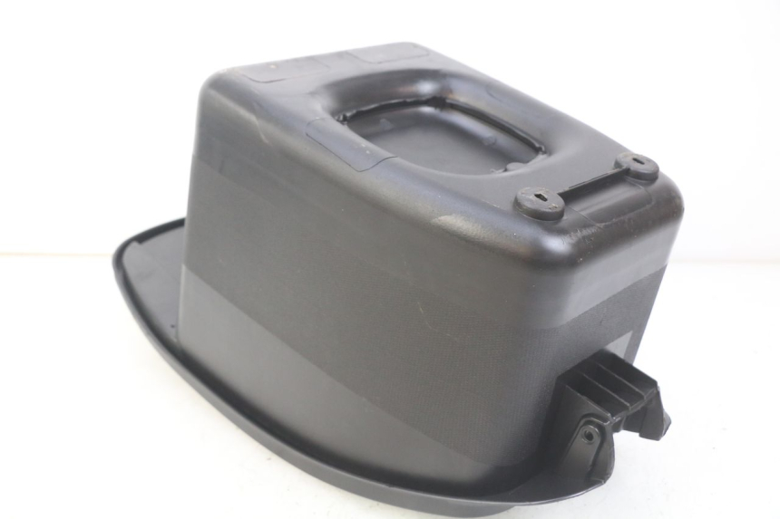 photo de ASIENTO DE ALMACENAMIENTO JM MOTORS GT LINE 4T 50 (2021 - 2023)