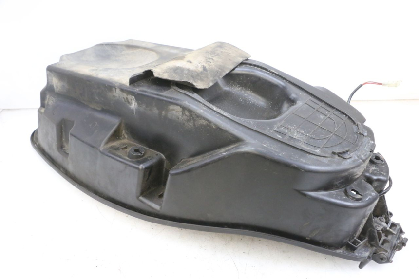 photo de ASIENTO COFRE SYM GTS EVO 125 (2009 - 2013) - Otra perspectiva