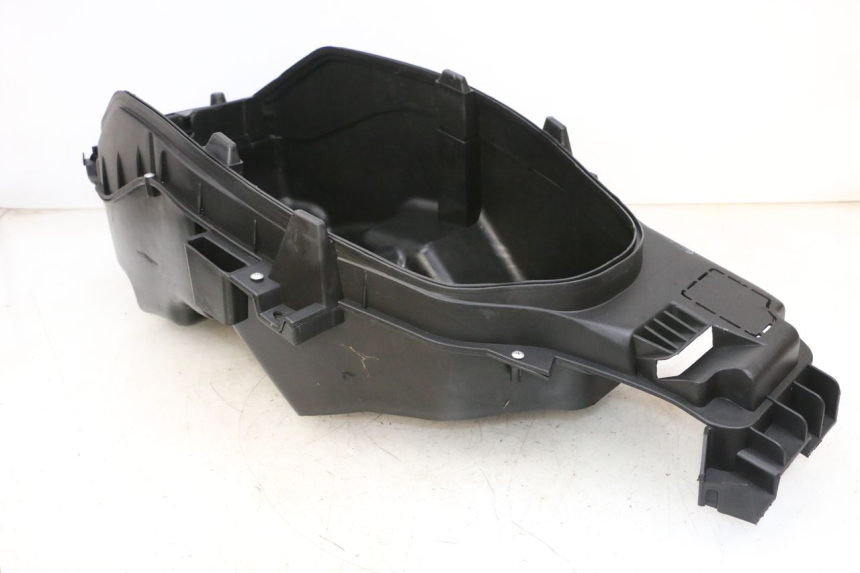 photo de ASIENTO COFRE JM MOTORS GTS 125 (2015 - 2019) - Primer plano técnico
