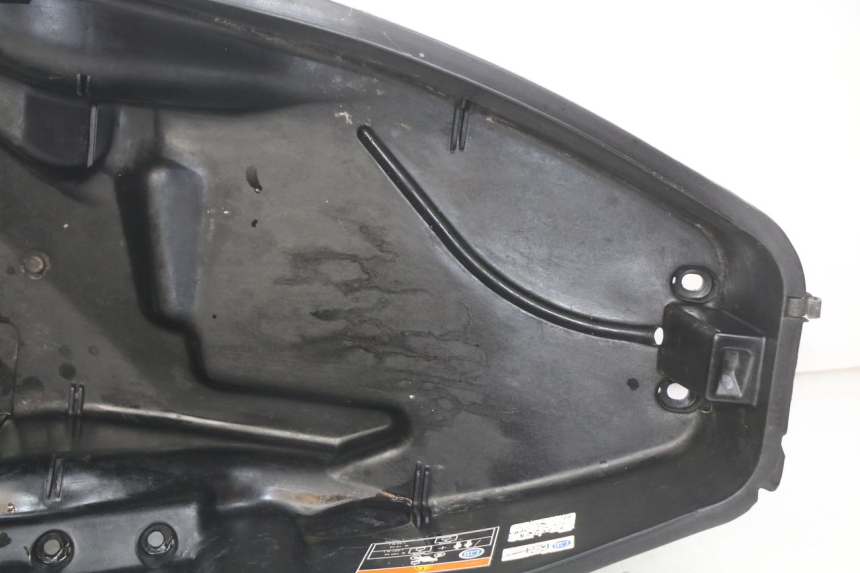 photo de ASIENTO DE ALMACENAMIENTO HONDA FES S-WING SWING ABS 125 (2007 - 2015)