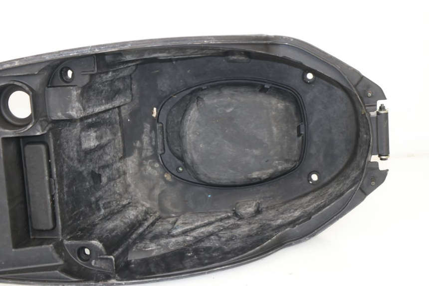 photo de ASIENTO DE ALMACENAMIENTO PEUGEOT KISBEE 2T 50 (2010 - 2017)