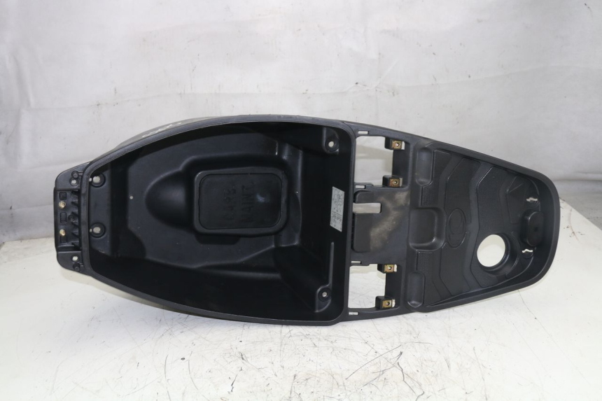photo de CAJA DEL ASIENTO KYMCO AGILITY RS 4T 50 (2009 - 2013)