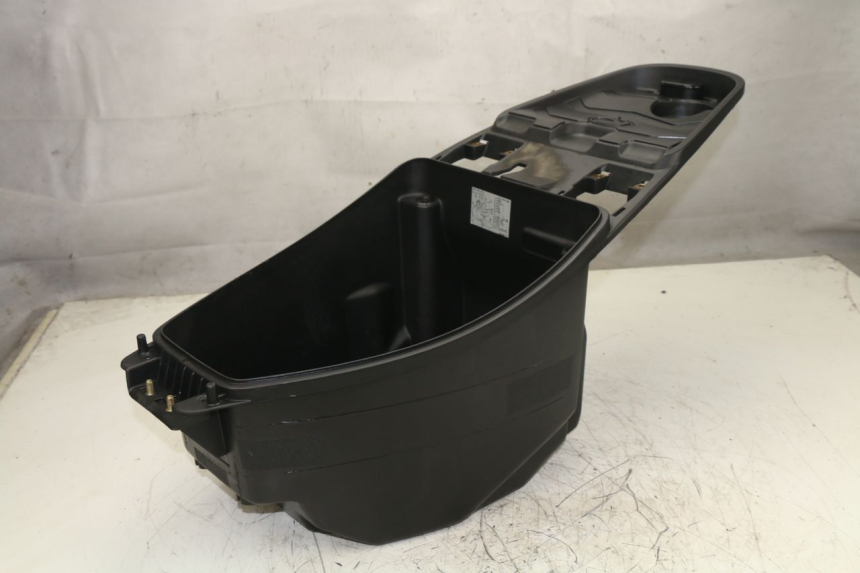 photo de CAJA DEL ASIENTO KYMCO AGILITY RS 4T 50 (2009 - 2013)