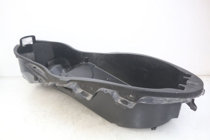 photo de CAJA DEL ASIENTO MBK SKYCRUISER 125 (2010 - 2013)