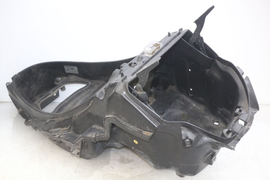 photo de CAJA DEL ASIENTO PIAGGIO MP3 LT 400 (2007 - 2012)