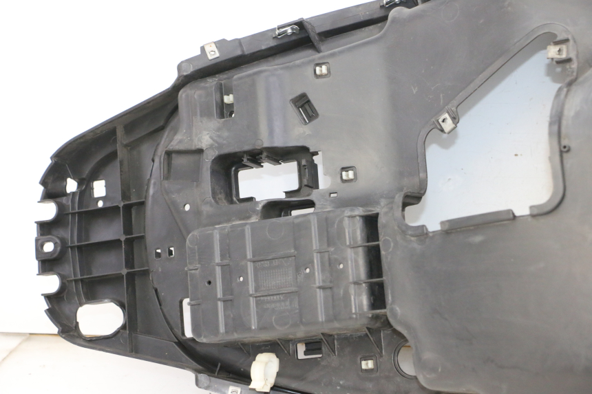 photo de ASIENTO COFRE PIAGGIO MP3 500 (2014 - 2016)