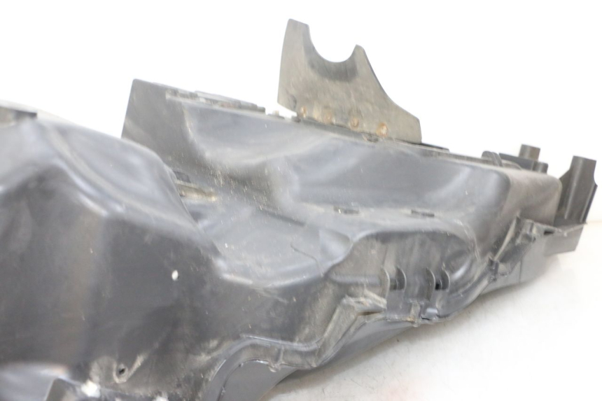 photo de ASIENTO COFRE PIAGGIO MP3 RL 250 (2007 - 2010) - Zoom estado de uso