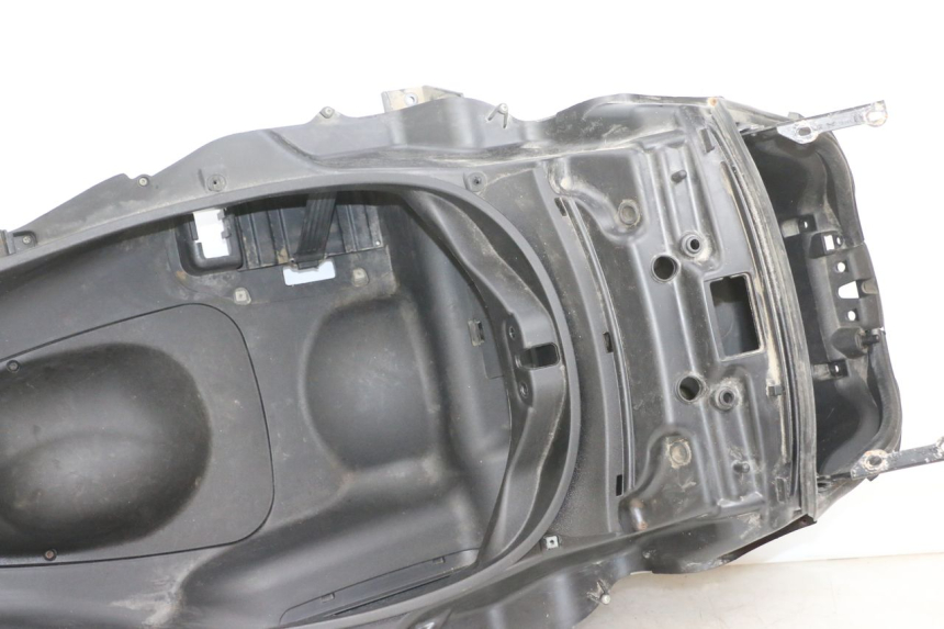 photo de ASIENTO COFRE PIAGGIO MP3 RL 250 (2007 - 2010) - Vista general del producto