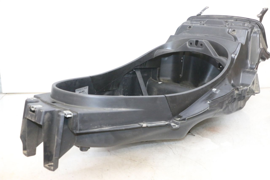 photo de ASIENTO COFRE PIAGGIO MP3 RL 250 (2007 - 2010) - Recambio usado revisado