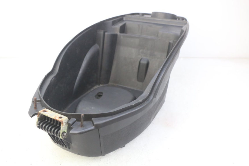 photo de CAJA DEL ASIENTO PEUGEOT KISBEE 4T 50 (2010 - 2017)