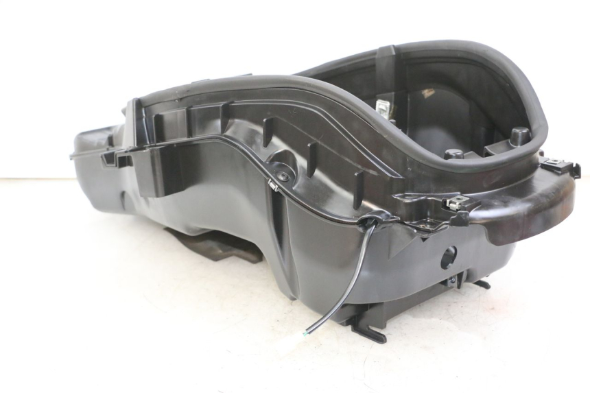 photo de ASIENTO COFRE PEUGEOT SATELIS 125 (2013 - 2018)