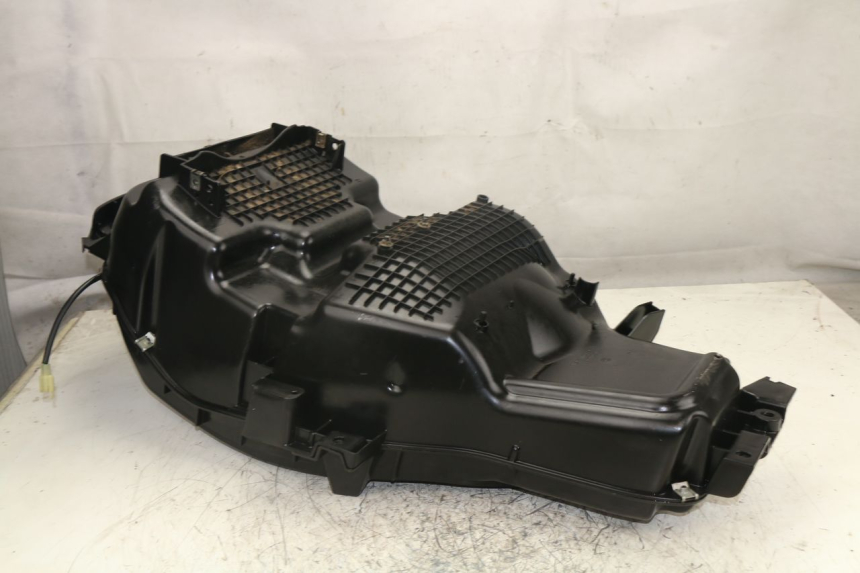 photo de ASIENTO COFRE PEUGEOT SATELIS 400 (2007 - 2013)