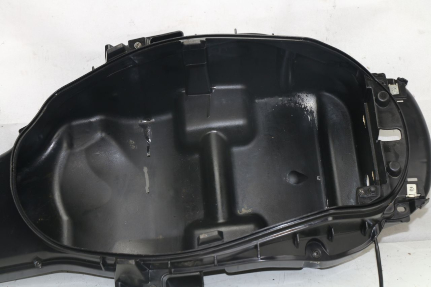 photo de ASIENTO COFRE PEUGEOT SATELIS 400 (2007 - 2013)