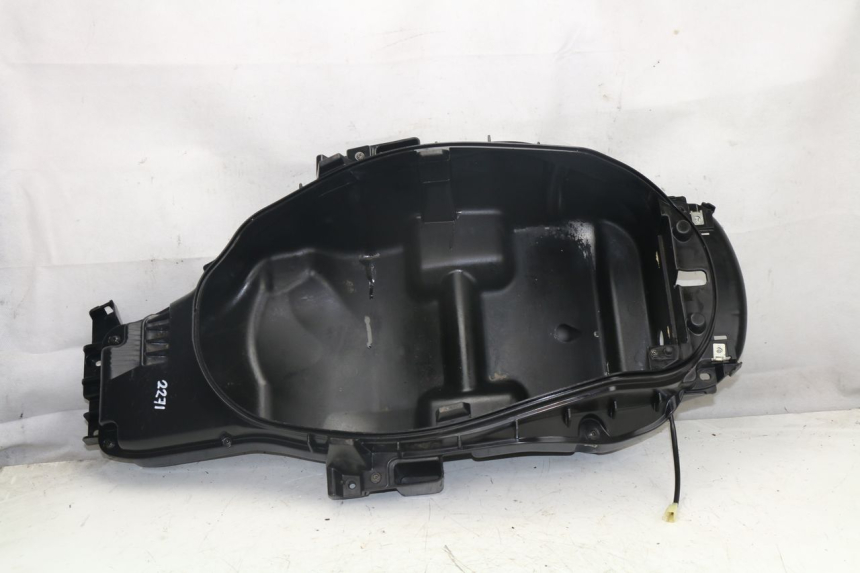 photo de ASIENTO COFRE PEUGEOT SATELIS 400 (2007 - 2013)