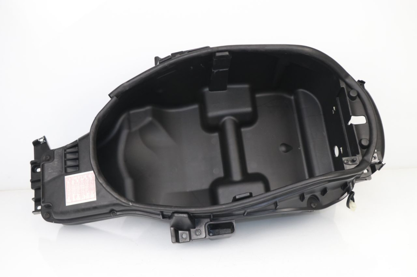 photo de ASIENTO COFRE PEUGEOT SATELIS 125 (2010 - 2012)