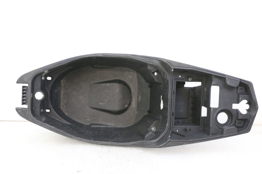 photo de ASIENTO COFRE PEUGEOT SPEEDFIGHT 3 LC 2T 50 (2009 - 2015)