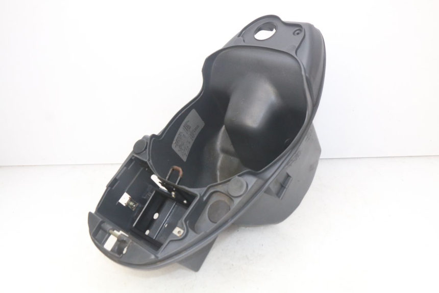 photo de CAJA DEL ASIENTO PIAGGIO LIBERTY 4T 50 (2004 - 2008)