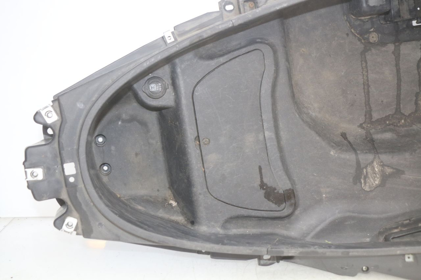 photo de CAJA DEL ASIENTO PIAGGIO MP3 LT 400 (2007 - 2012)