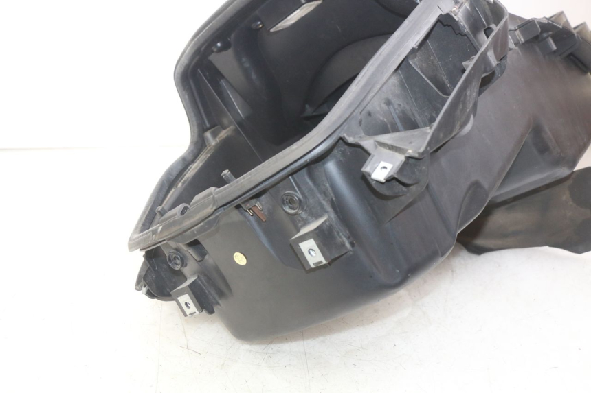 photo de ASIENTO DE ALMACENAMIENTO PIAGGIO X8 125 (2004 - 2007)