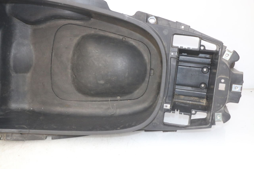 photo de ASIENTO DE ALMACENAMIENTO PIAGGIO XEVO - X EVO 125 (2007 - 2016)