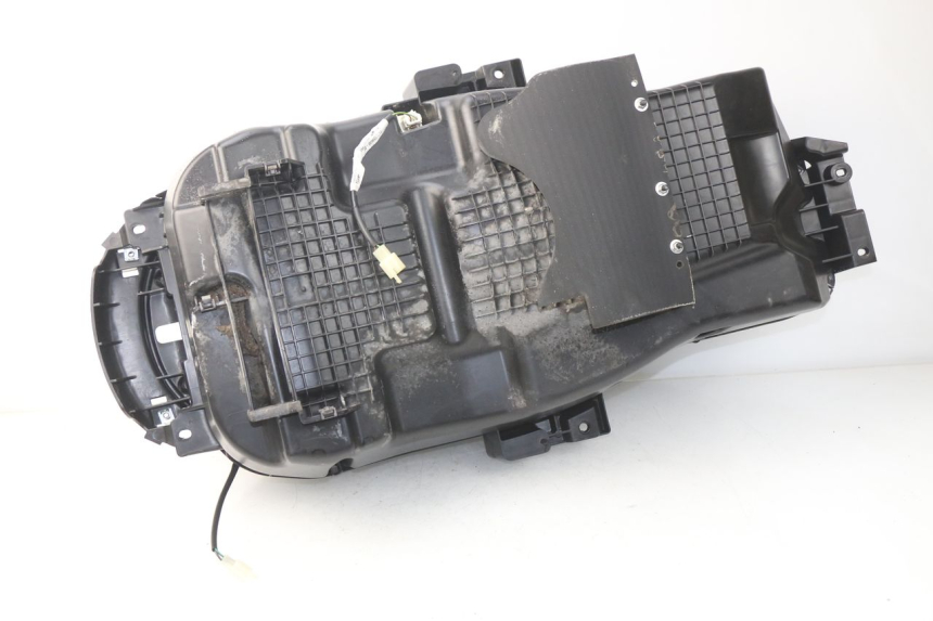 photo de ASIENTO COFRE PEUGEOT SATELIS 300 (2012 - 2015)